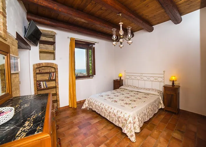 Bed & Breakfast Borgo Marano *