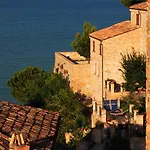 Borgo Marano كوبرا ماريتيما