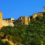 Borgo Marano فندق مبيت وإفطار كوبرا ماريتيما