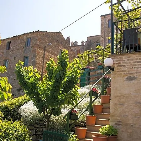 Borgo Marano Bed & Breakfast *