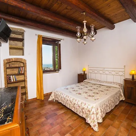 Bed & Breakfast Borgo Marano *