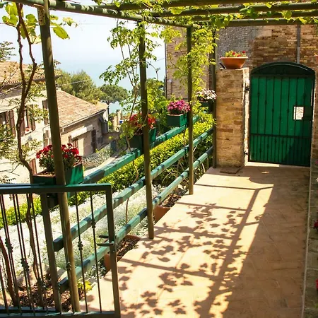 Bed & Breakfast Borgo Marano